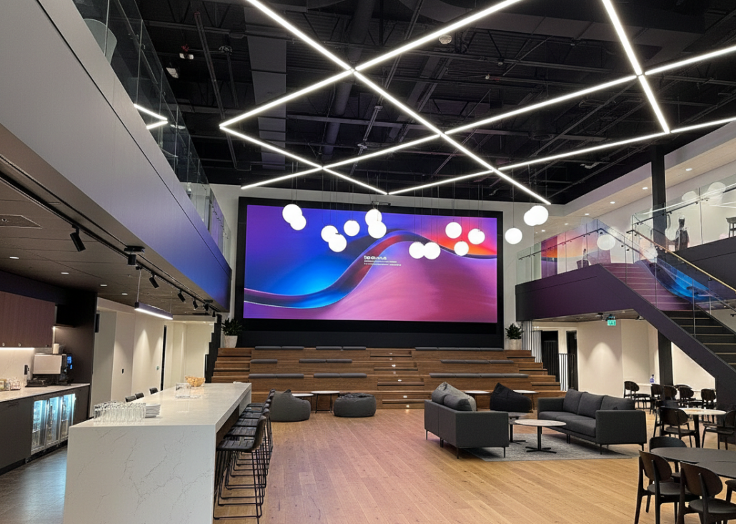 Town Hall Large Meeting Space in Corporate Office